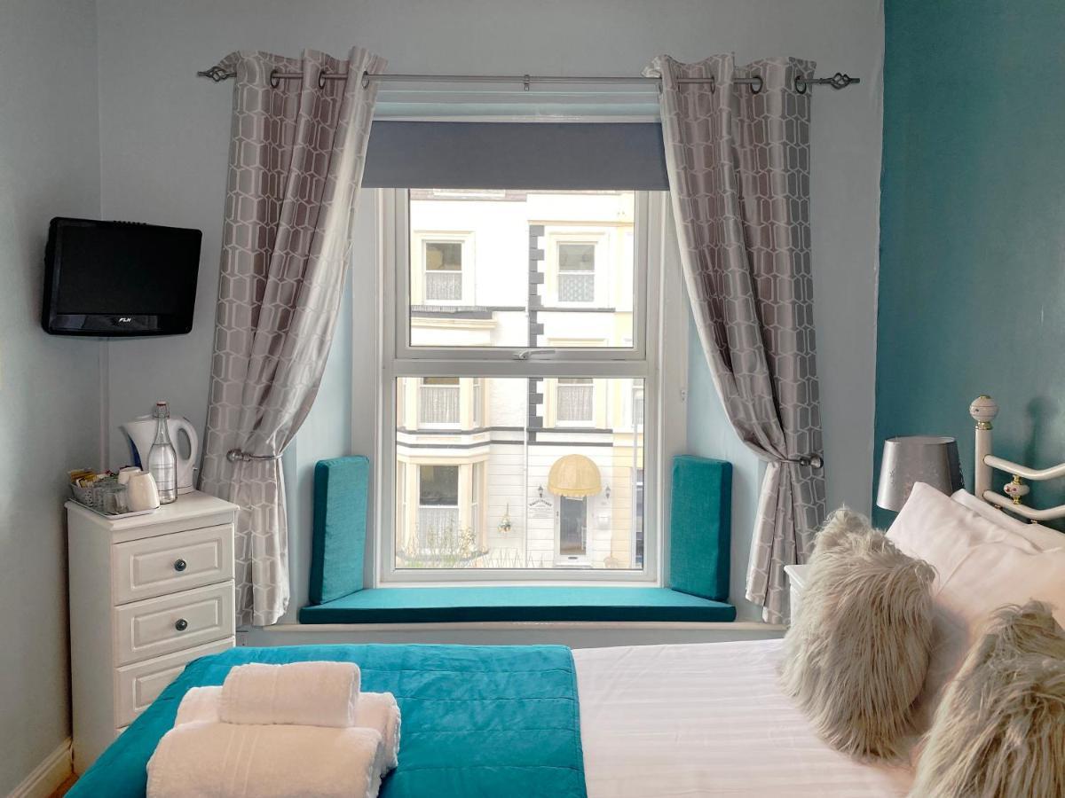 No 6 Quality Guesthouse Llandudno Exteriör bild