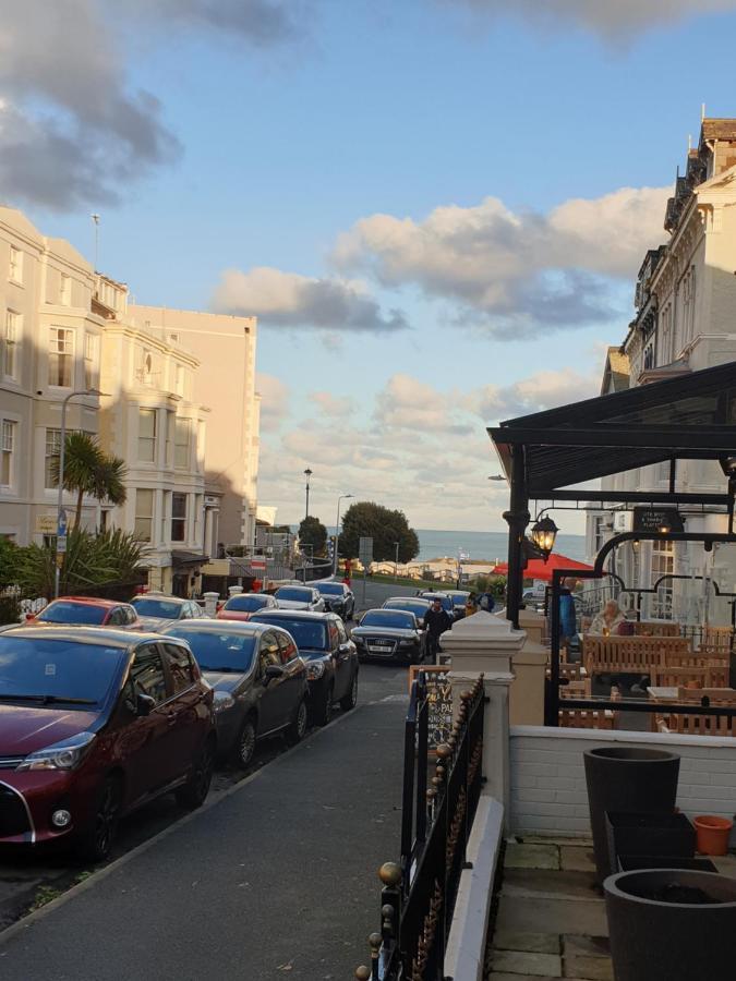 No 6 Quality Guesthouse Llandudno Exteriör bild